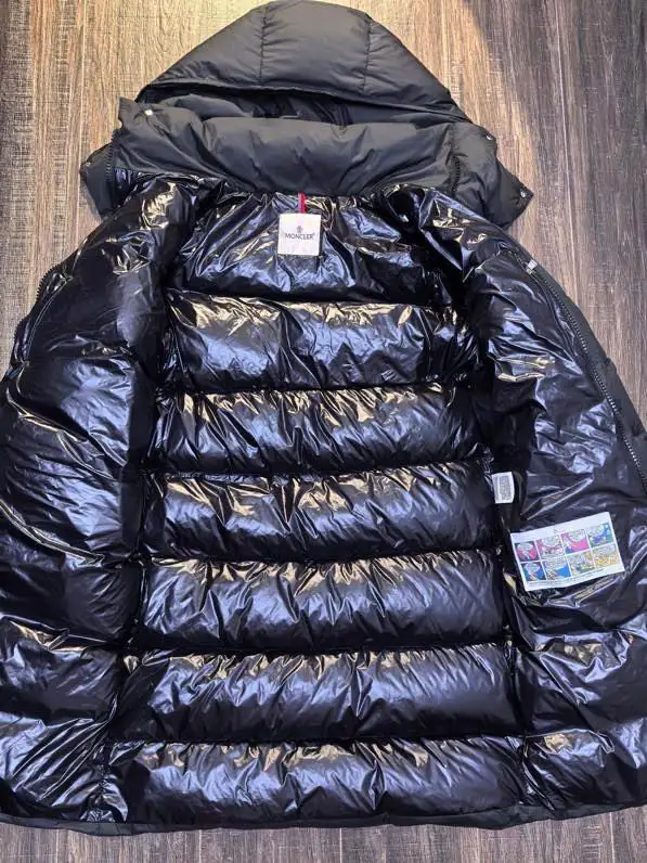 Moncler sz1-5 24cx29 (3)